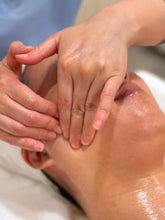 Load image into Gallery viewer, New Clients Only / 仅限新客 | $99 PHYRIS Facial · Call to Book
